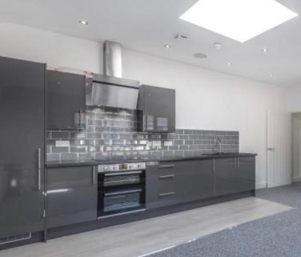 Premium Apartments Thatcham Broadway 외부 사진