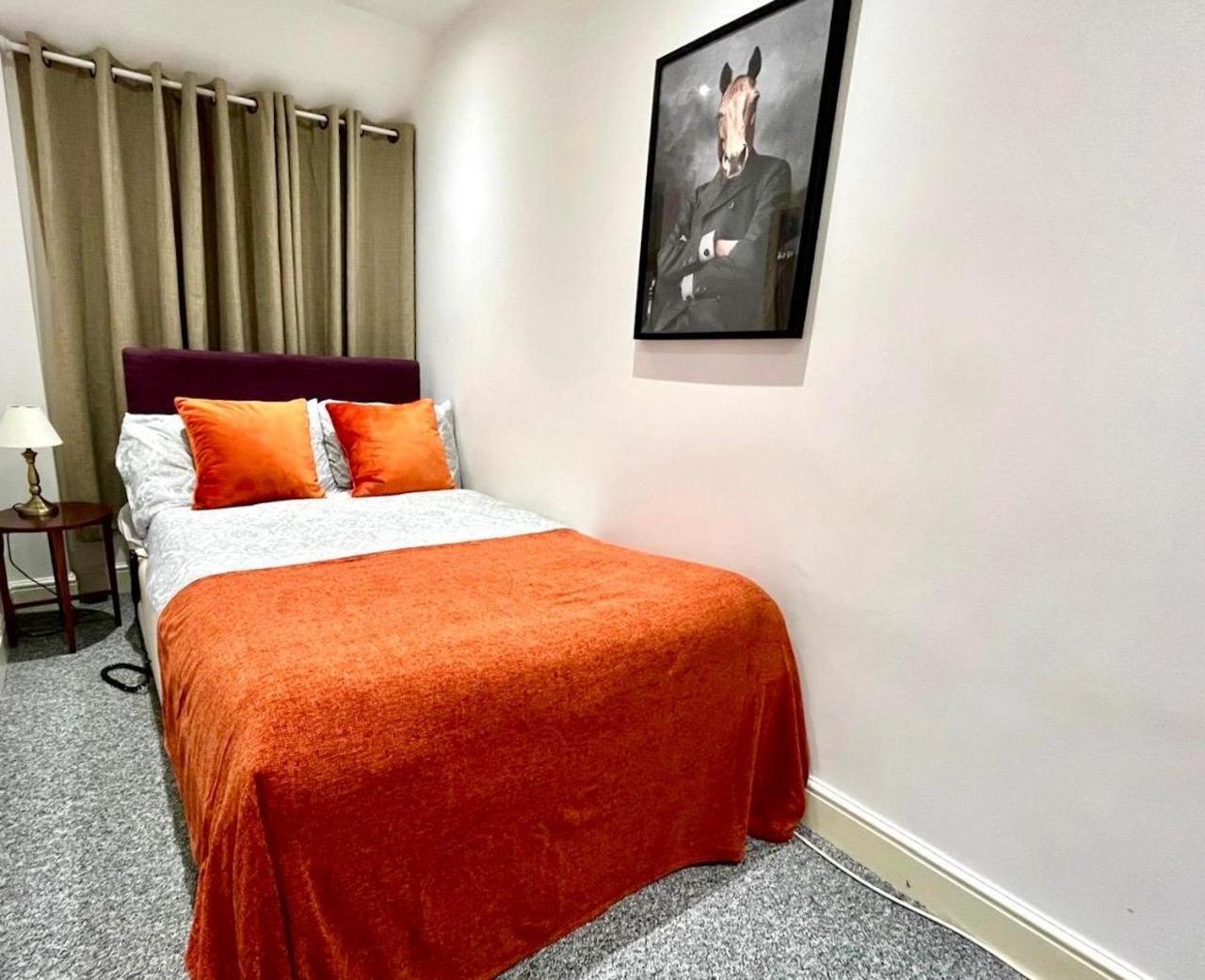 Premium Apartments Thatcham Broadway 외부 사진