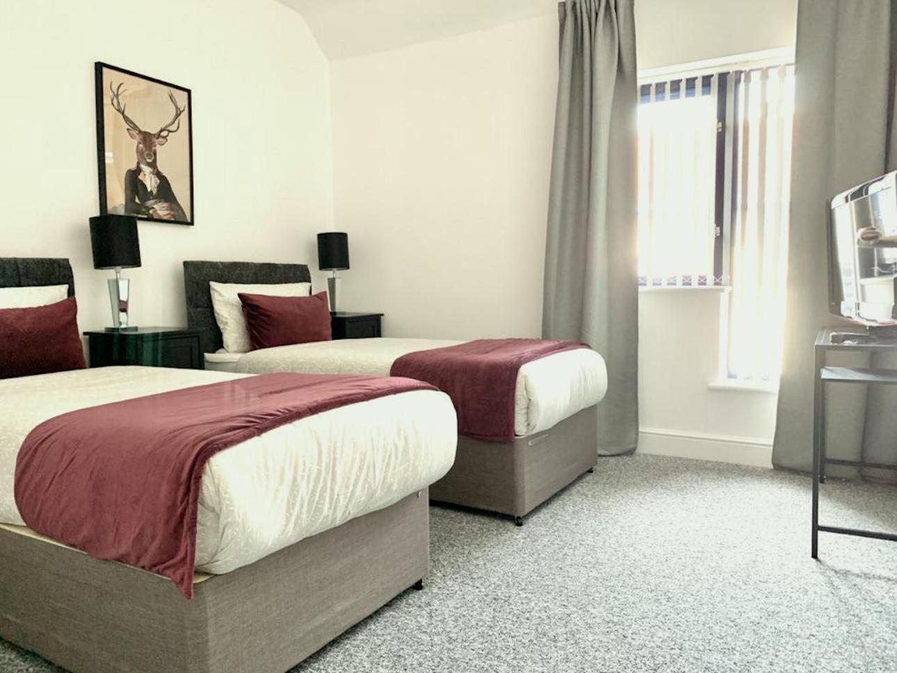 Premium Apartments Thatcham Broadway 외부 사진